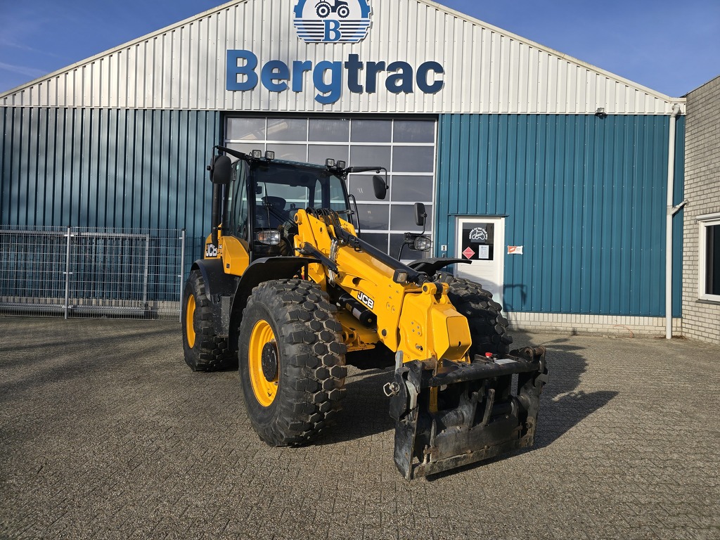 JCB TM 420 T4F